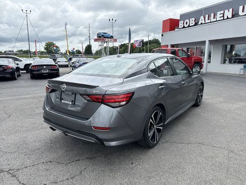 Used 2023 Nissan Sentra SR w/ SR Premium Package FWD image 13