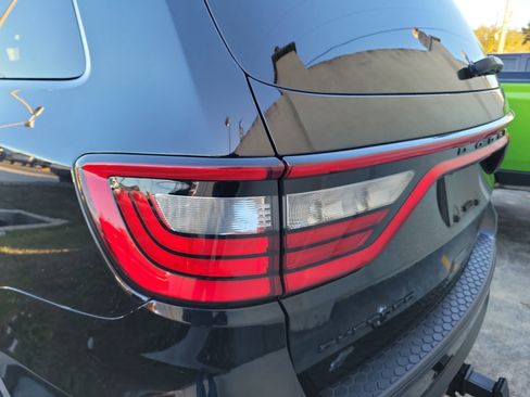 Used 2023 Dodge Durango R/T w/ Blacktop Package image 8