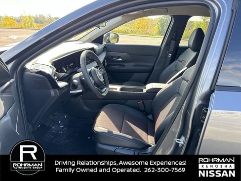 New 2026 Nissan Kicks SR w/ Cold Weather Package AWD/4WD image 5