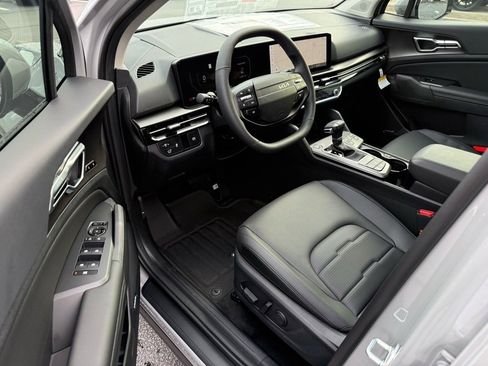 New 2026 Kia Sportage SX image 9