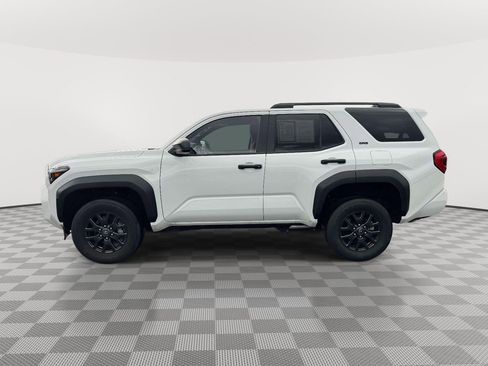 Used 2025 Toyota 4Runner SR5 AWD/4WD image 4