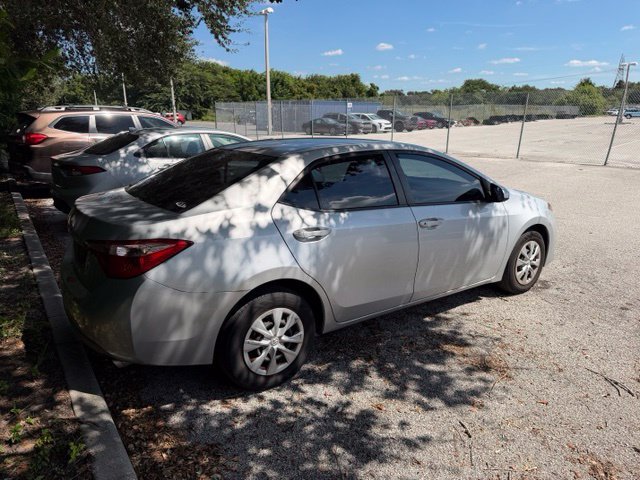 Used 2017 Toyota Corolla L FWD image 8