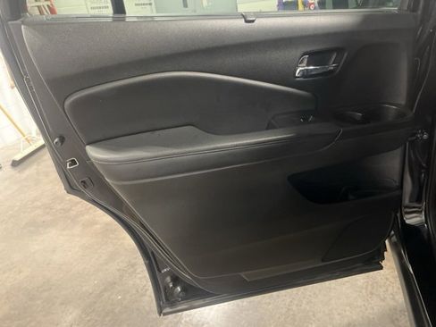 Used 2022 Honda Pilot EX-L image 10