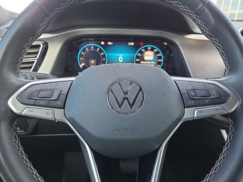 Used 2024 Volkswagen Atlas Cross Sport SE image 24