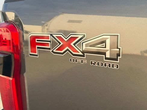 Used 2025 Ford F250 XL w/ STX Appearance Package AWD/4WD image 22