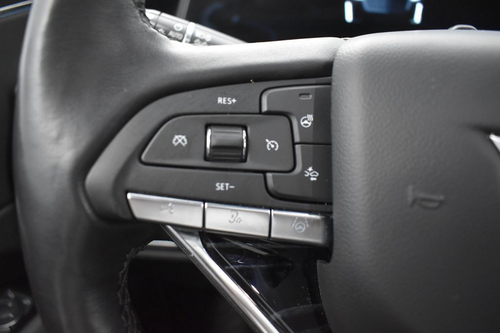 Used 2022 Cadillac Escalade Sport w/ Touring Package AWD/4WD image 15