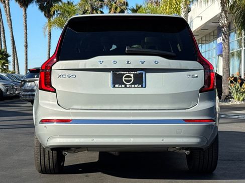 New 2026 Volvo XC90 T8 Plus w/ Protection Package Premier image 4