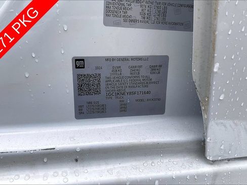 Used 2025 Chevrolet Silverado 2500 LT AWD/4WD image 32