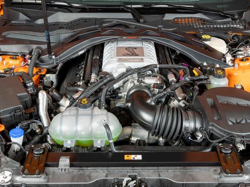 Used 2021 Ford Mustang Shelby GT500 w/ Carbon Fiber Track Pack image 36