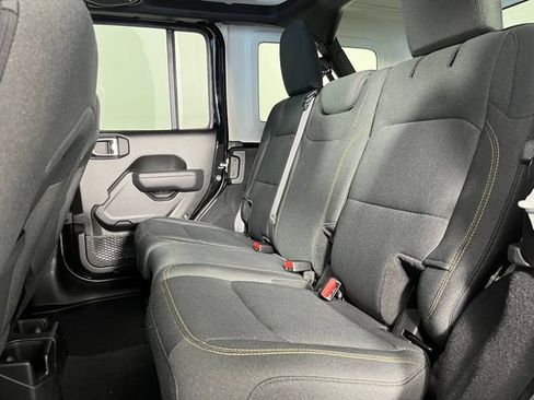 Used 2026 Jeep Wrangler Unlimited Sport AWD/4WD image 39
