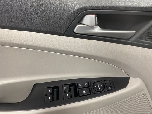 Used 2019 Hyundai Tucson SE AWD/4WD image 13