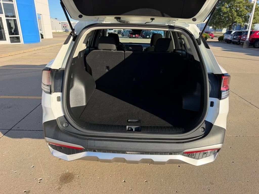 Used 2023 Kia Sportage LX AWD/4WD image 4