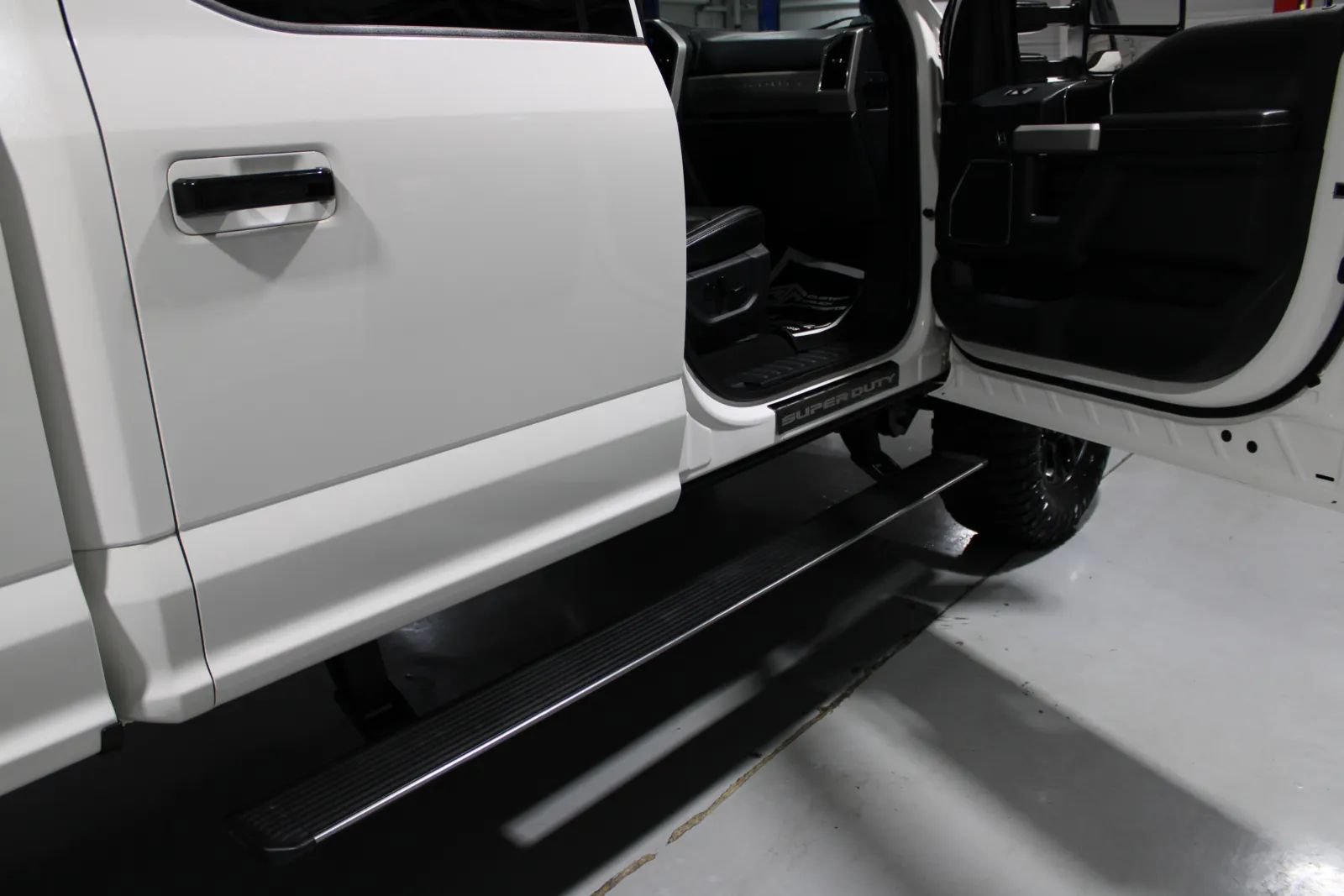 Used 2022 Ford F250 Lariat w/ Tremor Off-Road Package AWD/4WD image 37