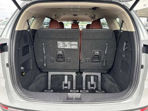 Used 2022 Kia Carnival SX FWD image 14