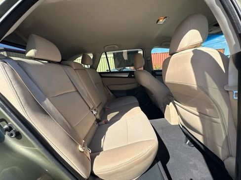 Used 2016 Subaru Outback 2.5i Premium AWD/4WD image 15