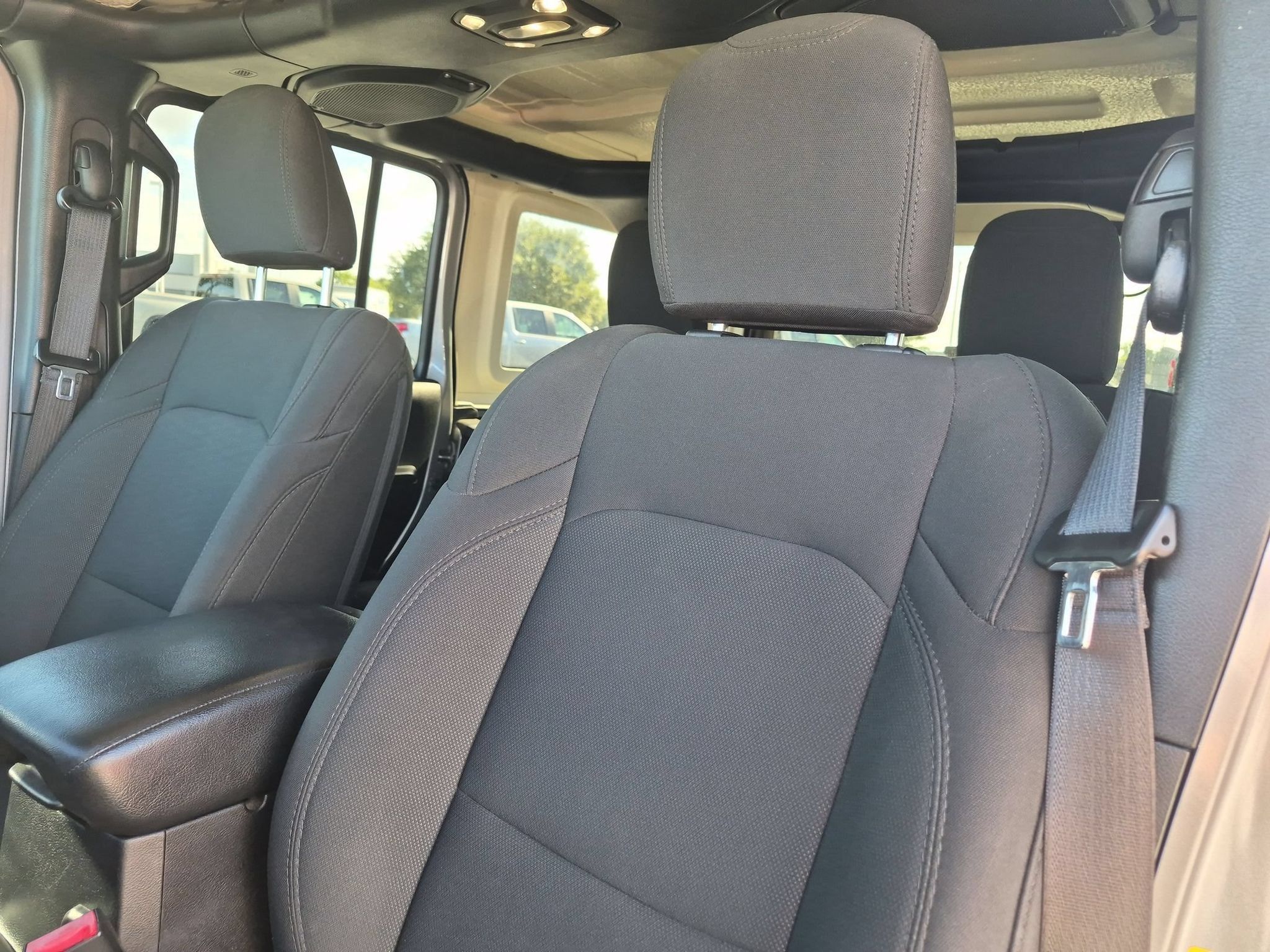 Used 2020 Jeep Wrangler Unlimited Sport S AWD/4WD image 13