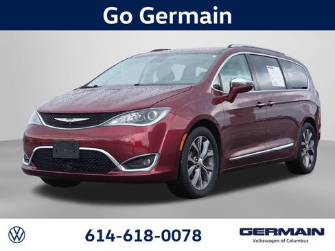 Used 2018 Chrysler Pacifica Limited w/ Tire & Wheel Group FWD image 1