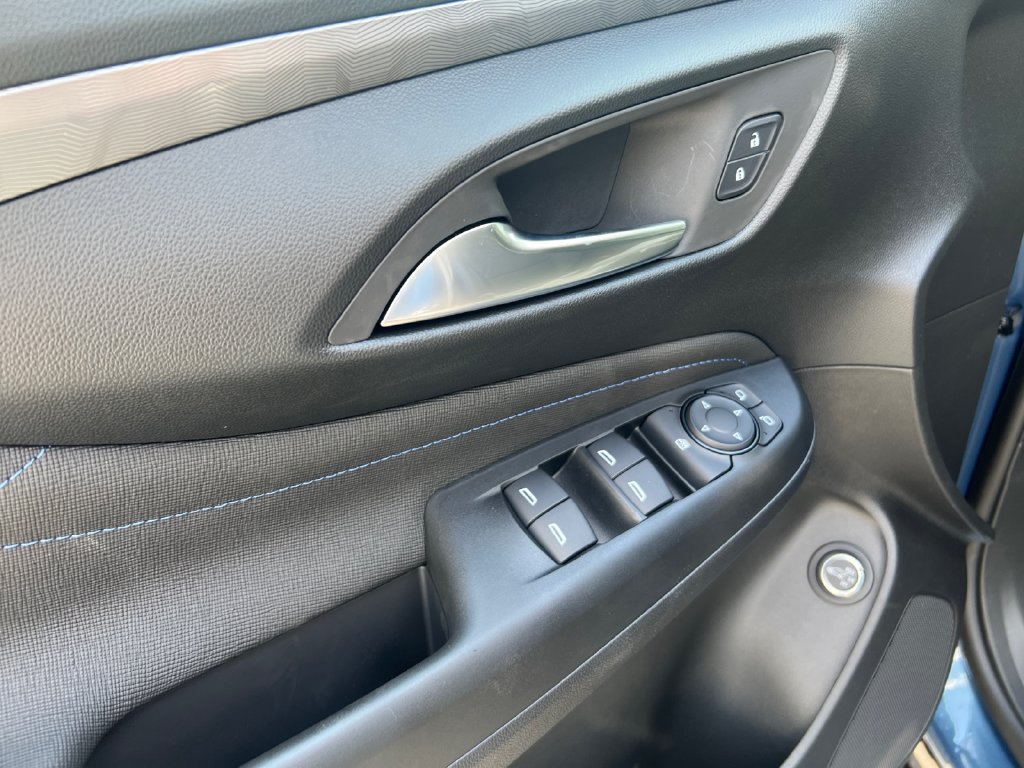 New 2026 Buick Envista Sport Touring w/ Convenience I Package FWD image 18