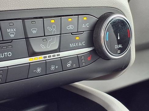 Used 2023 Ford Escape Active w/ Cold Weather Package FWD image 5