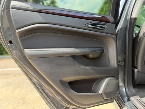 Used 2014 Cadillac SRX Luxury w/ LPO, Sports Edition Package FWD image 29