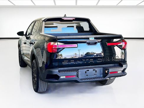 Used 2023 Hyundai Santa Cruz SEL w/ Cargo Package image 6