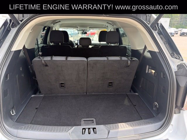Used 2025 Ford Explorer Active AWD/4WD image 36