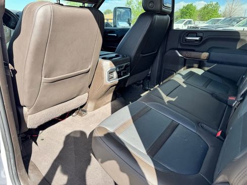 Used 2020 GMC Sierra 3500 Denali w/ Denali Ultimate Package AWD/4WD image 27