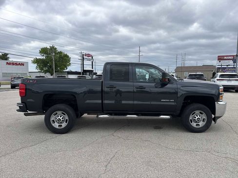 Used 2019 Chevrolet Silverado 2500 W/T AWD/4WD image 5