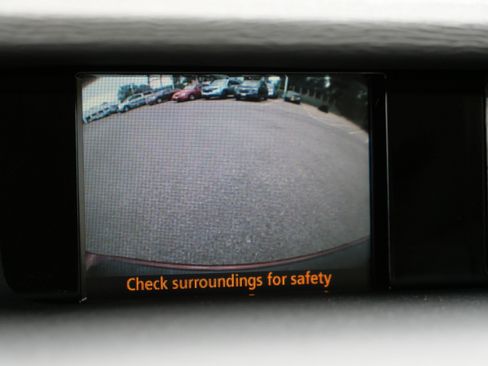 Used 2011 Toyota Sienna LE w/ Towing Pkg FWD image 31