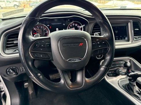 Used 2022 Dodge Challenger GT image 21