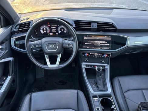 Used 2023 Audi Q3 2.0T Premium w/ Convenience Package image 12
