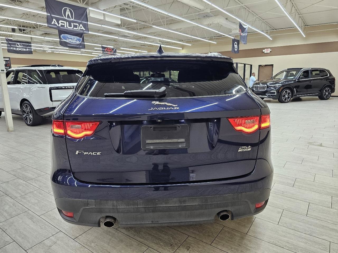 Used 2018 Jaguar F-PACE Premium AWD/4WD image 7