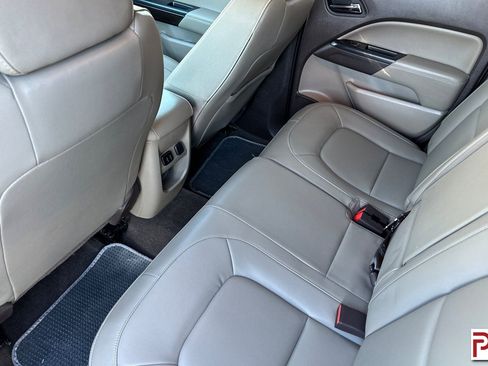 Used 2016 GMC Canyon SLT w/ Driver Alert Package image 14