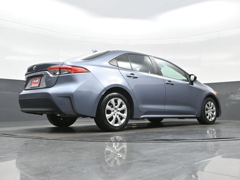 Used 2024 Toyota Corolla LE FWD image 30