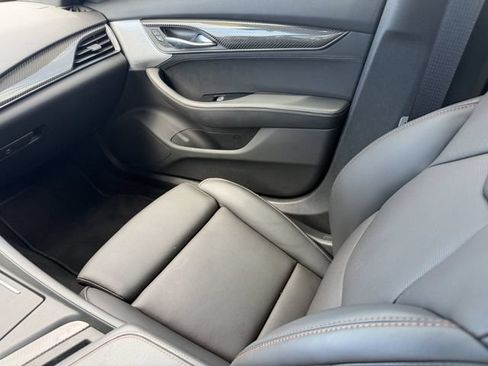 Used 2024 Cadillac CT5 Sport RWD image 17