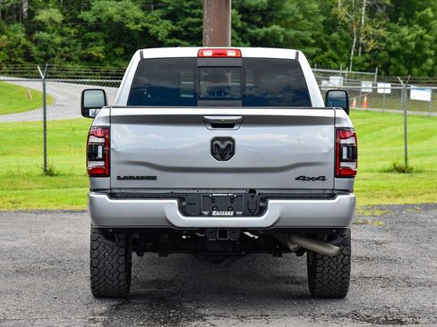 Used 2023 RAM 2500 Laramie w/ Night Edition AWD/4WD image 4