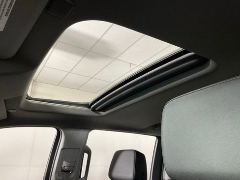 Used 2025 Chevrolet Silverado 2500 LTZ w/ LTZ Convenience Package image 26