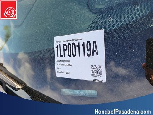 Used 2025 Nissan Rogue SV image 35