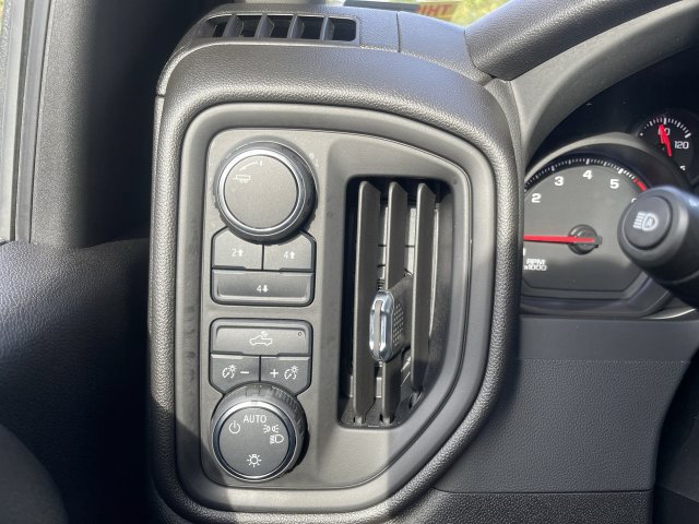 Used 2024 Chevrolet Silverado 2500 Custom w/ Custom Convenience Package AWD/4WD image 20