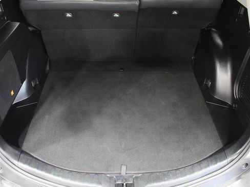 Used 2014 Toyota RAV4 Limited image 19