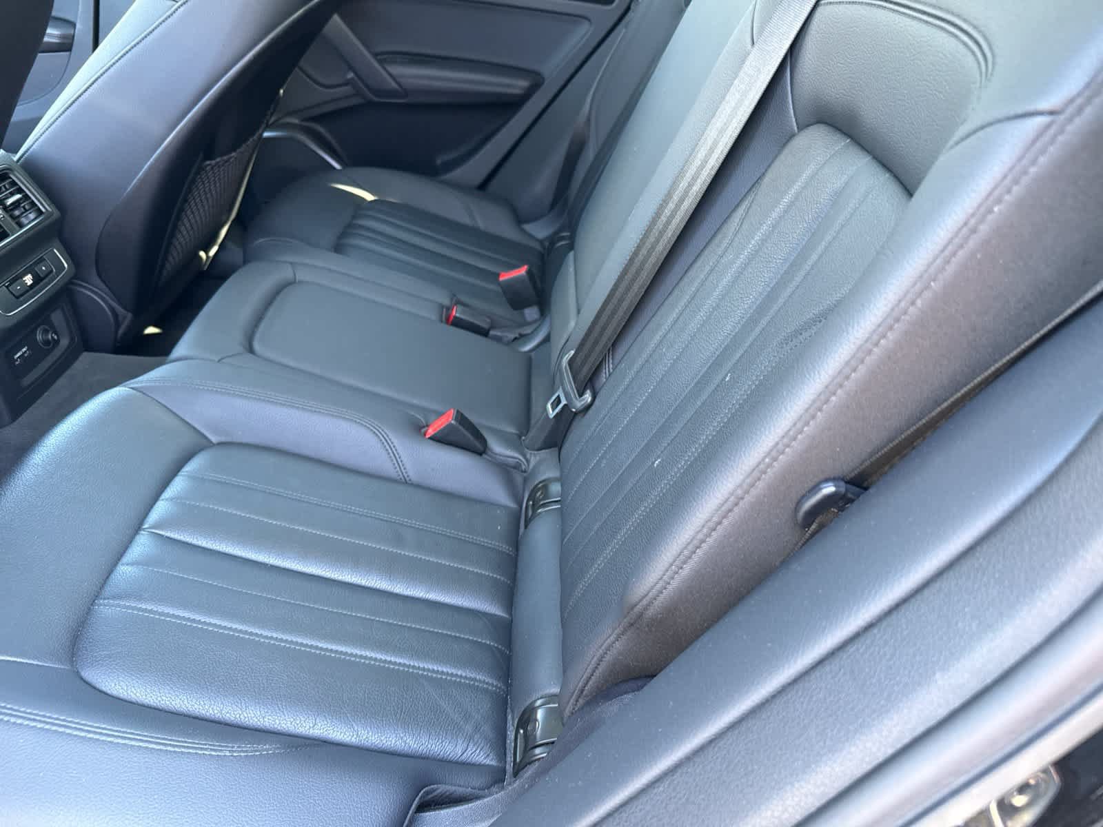 Used 2020 Audi Q5 e Premium Plus w/ Premium Plus Package AWD/4WD image 25