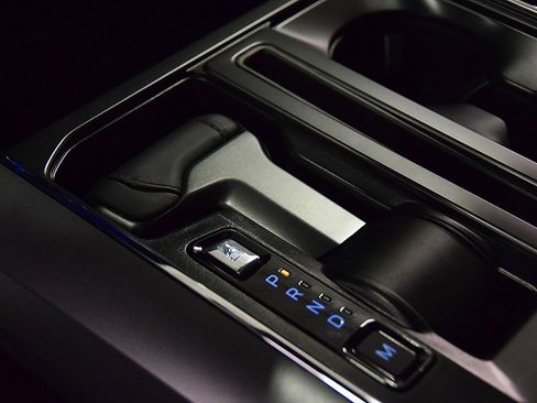 New 2026 Ford F150 XLT w/ Equipment Group 302A MID image 26