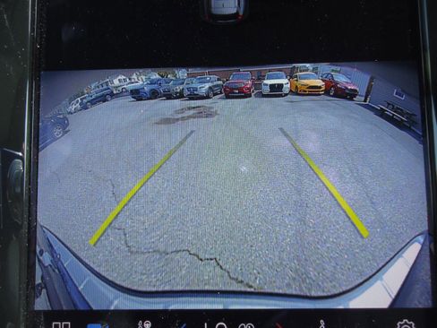 Used 2022 Volvo XC60 B5 Inscription w/ Advanced Package image 18