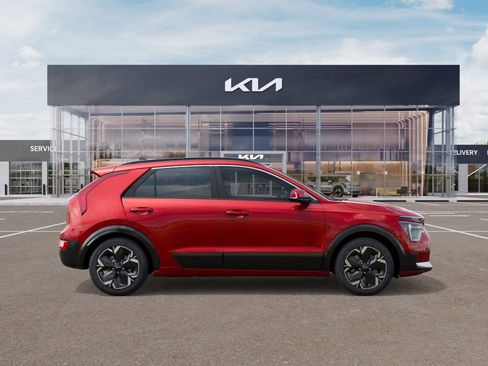 New 2025 Kia Niro Wind w/ Wind Preserve Package image 7