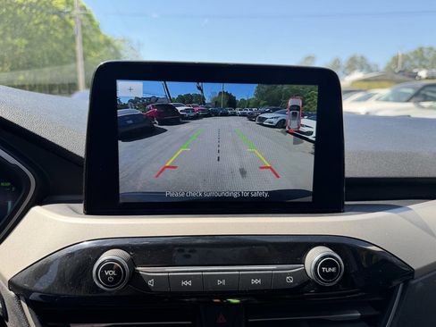 Used 2022 Ford Escape SEL w/ Technology Package image 20