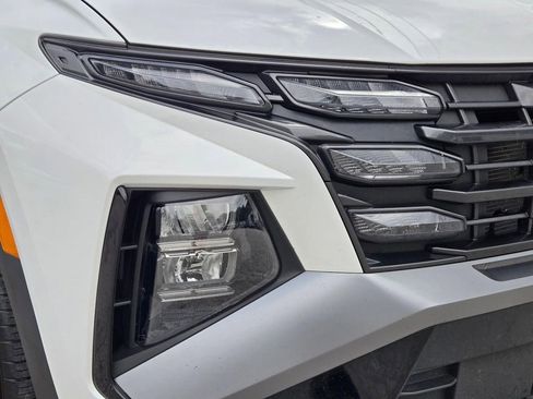 Certified 2025 Hyundai Tucson SEL AWD/4WD image 2