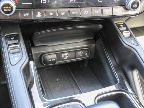 Used 2024 Kia Telluride SX Prestige AWD/4WD image 28