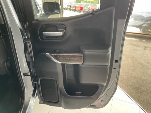 Used 2020 GMC Sierra 1500 SLE w/ SLE Value Package image 21