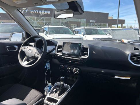 New 2026 Hyundai Venue SE FWD image 13
