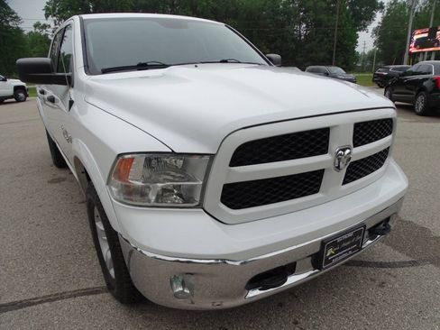 Used 2016 RAM 1500 4x4 Crew Cab Outdoorsman image 2
